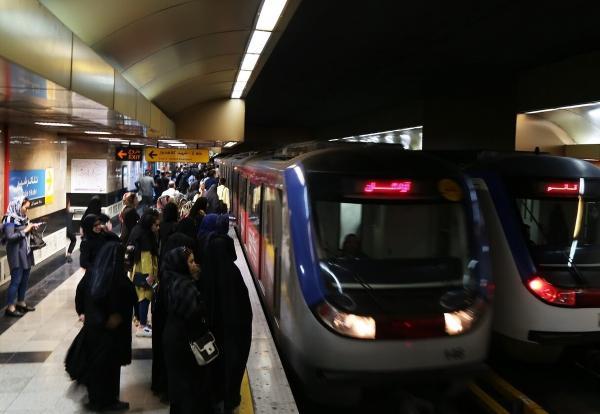 مرگ کارگر مترو بر اثر برخورد با قطار در ایستگاه ارم سبز مرگ کارگر مترو بر اثر برخورد با قطار در ایستگاه ارم سبز