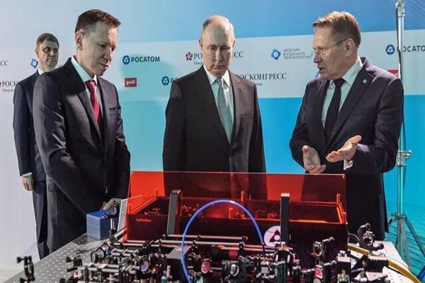 پوتین و قدرتمندترین کامپیوتر کوانتومی روسیه